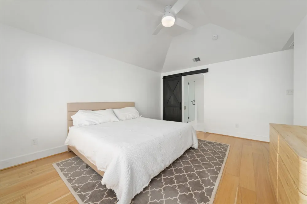 317 Kelley Street Houston, TX 77009