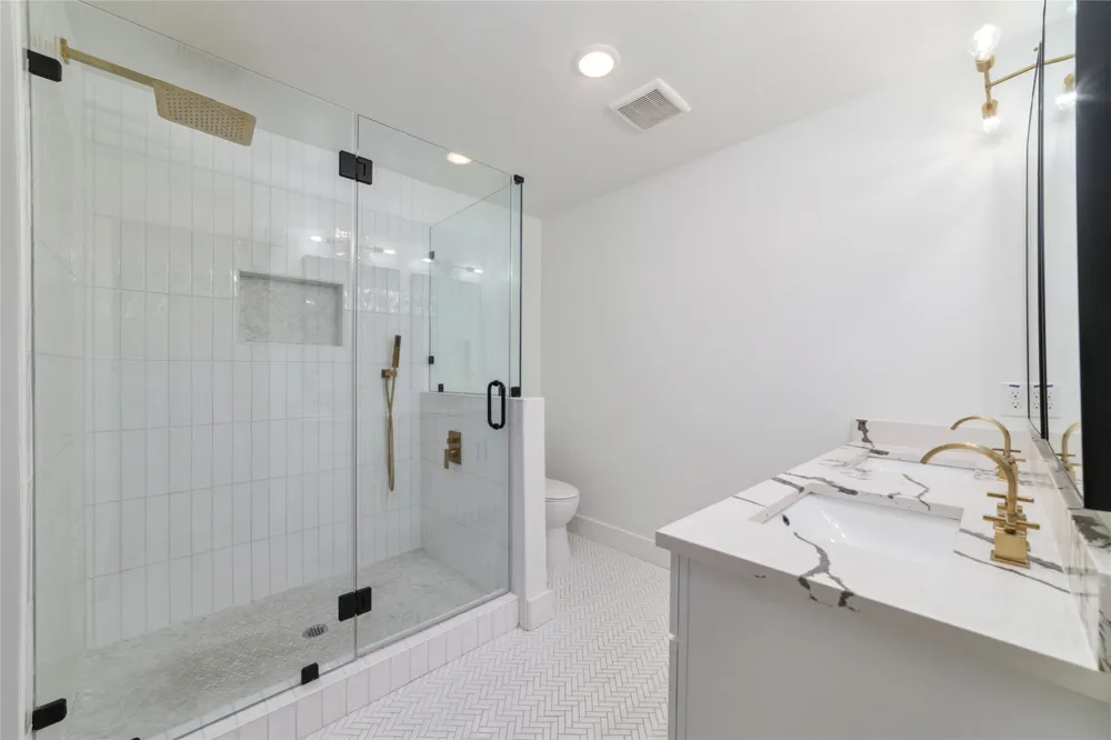 317 Kelley Street Houston, TX 77009