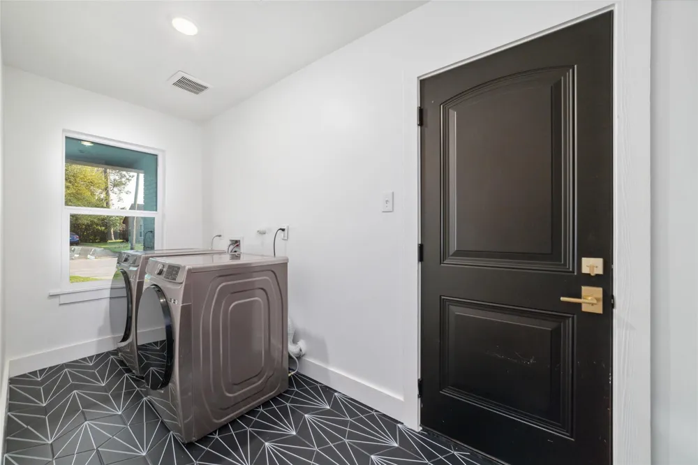 317 Kelley Street Houston, TX 77009