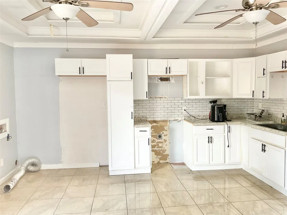 616 Kansas Street Pasadena, TX 77506