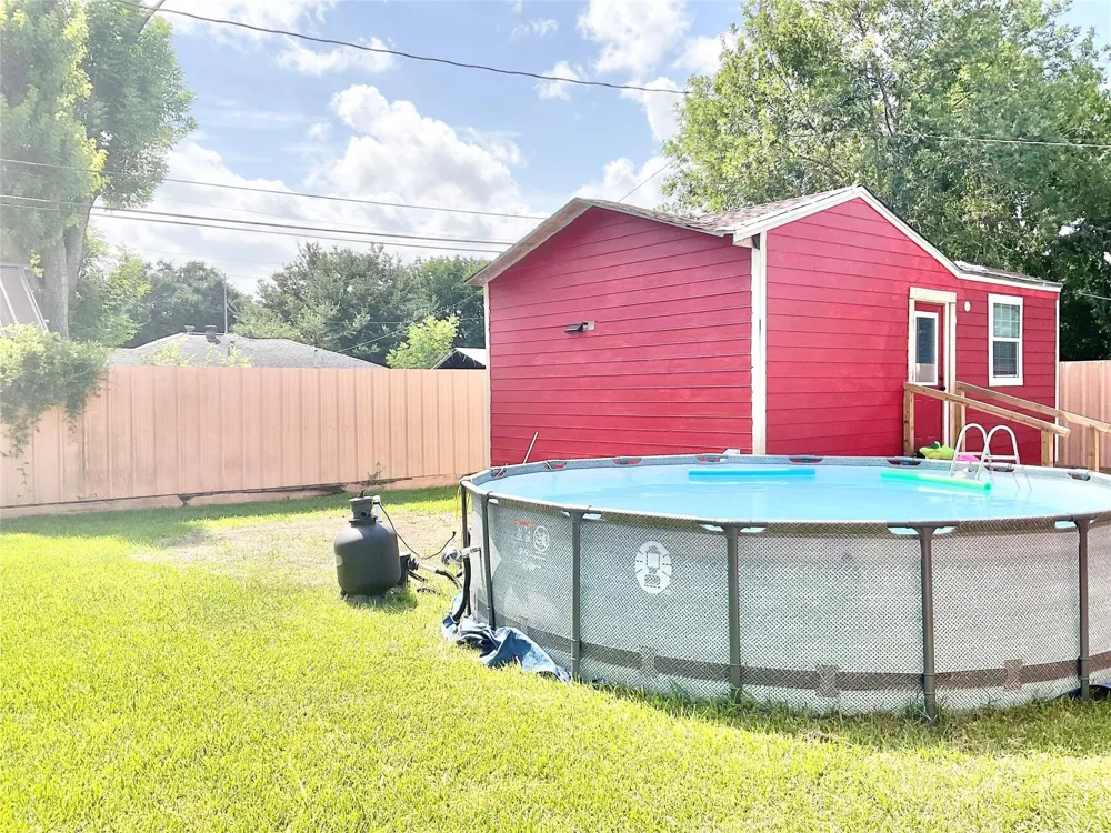 616 Kansas Street Pasadena, TX 77506