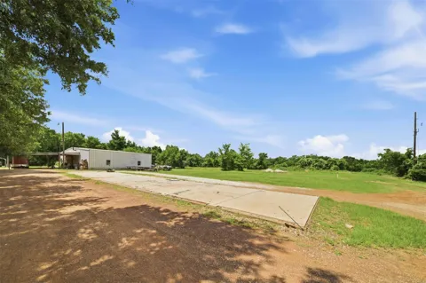 301 Cooks Lane