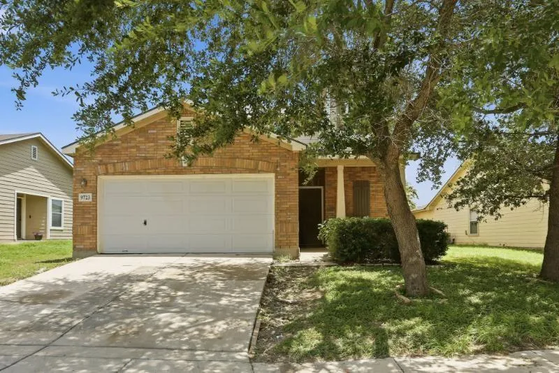 9723 Copper Rock Converse, TX 78109