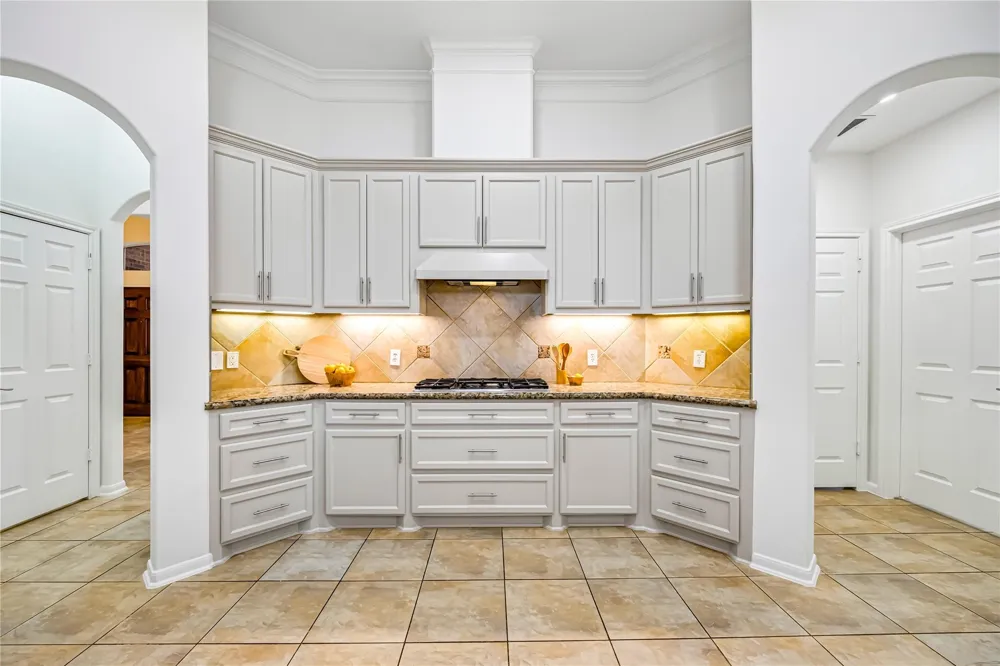 4629 Oakdale Street Bellaire, TX 77401