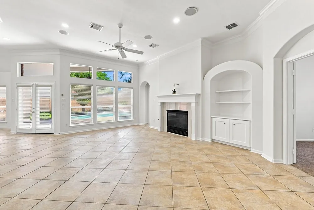 4629 Oakdale Street Bellaire, TX 77401