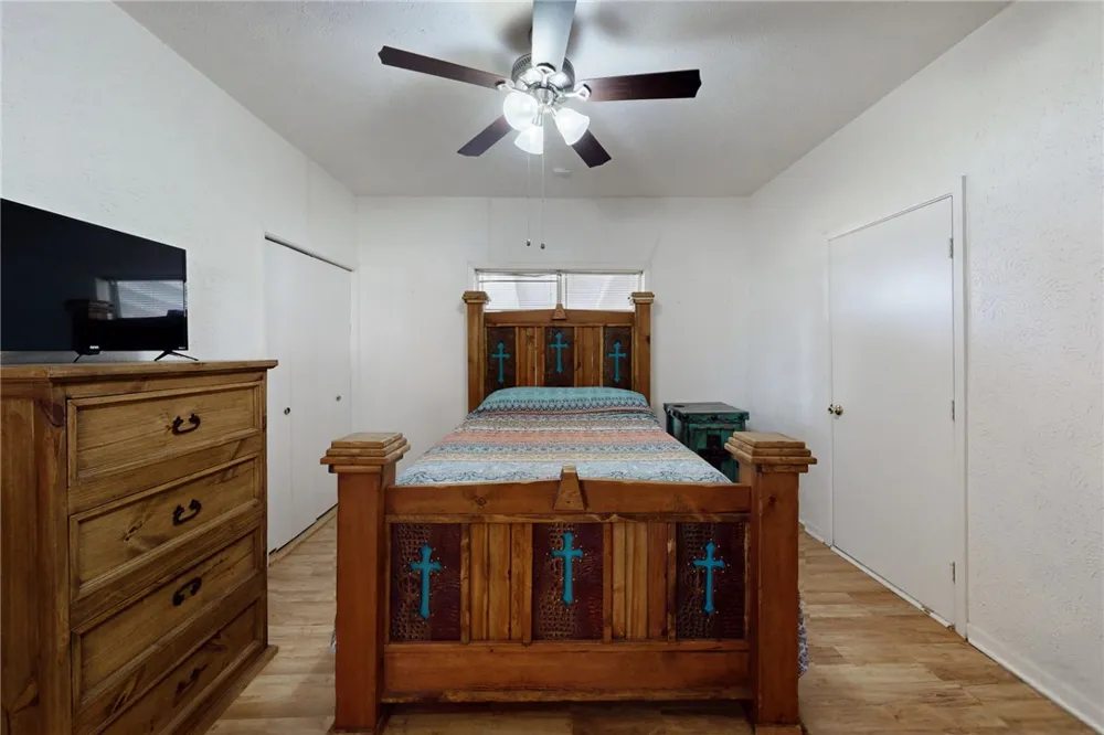 202 S Broadway Street Caldwell, TX 77836