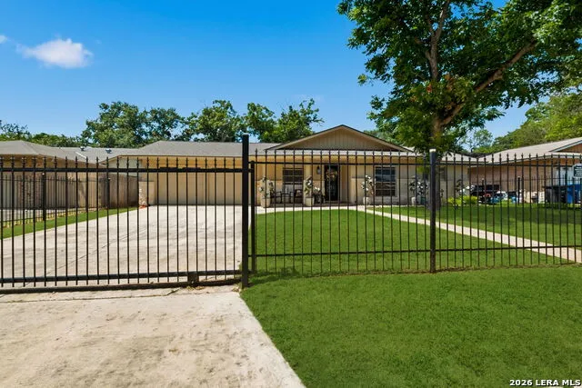 6807 Connie Mack San Antonio, TX 78240