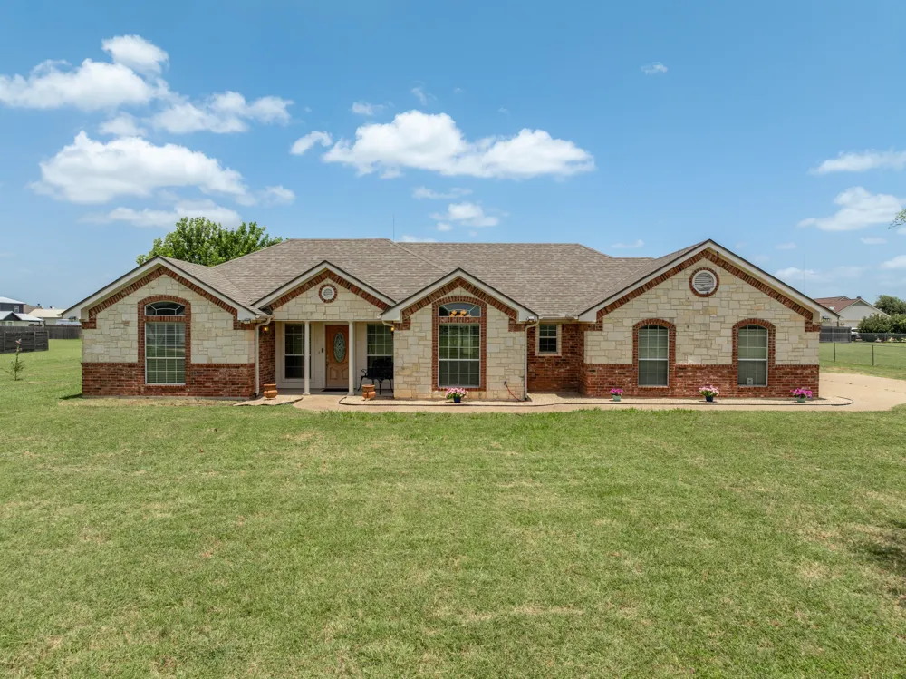 205 Hatter Drive Moody, TX 76557