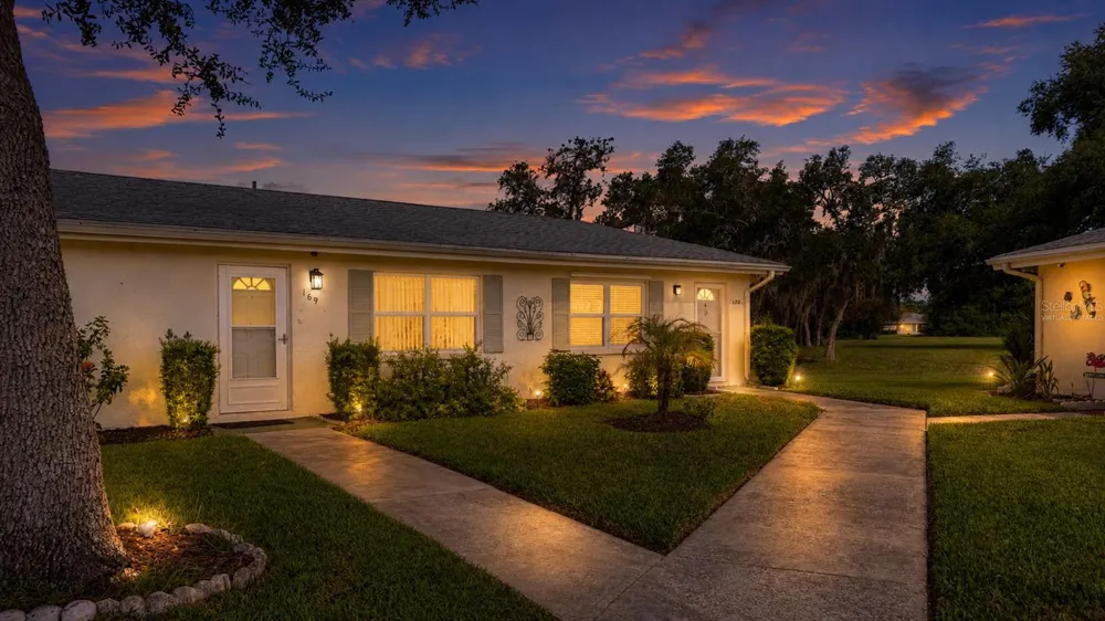 301 ANDOVER PLACE S #170 Sun City Center, FL 33573