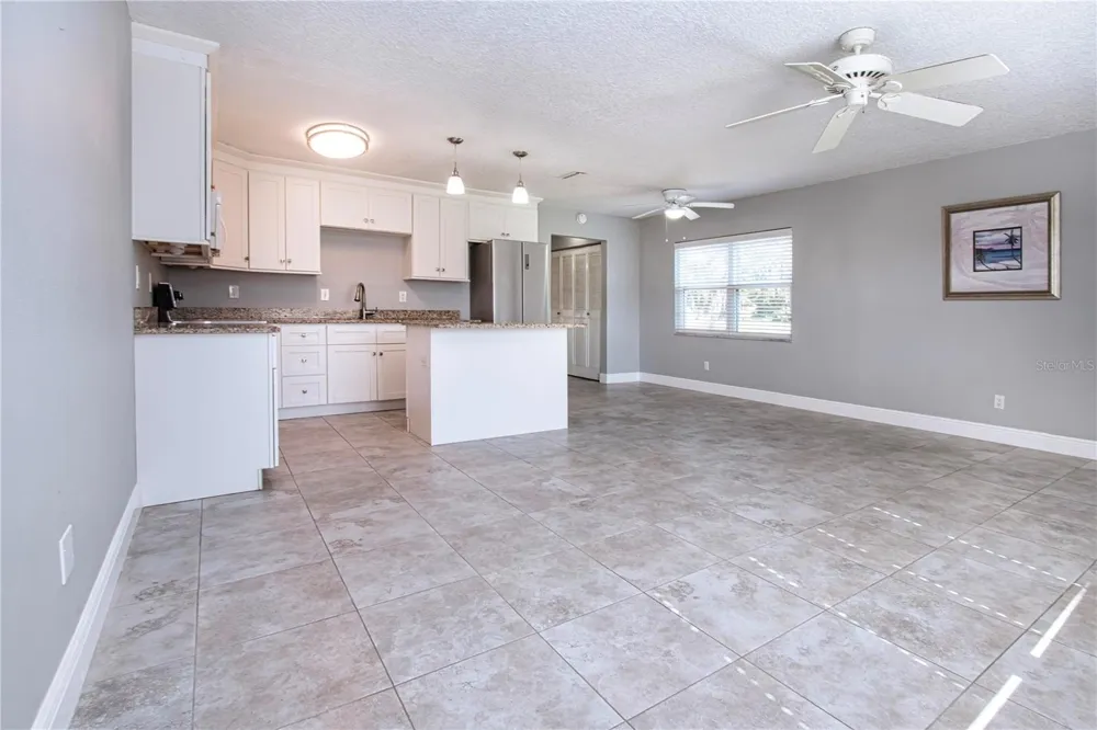 301 ANDOVER PLACE S #170 Sun City Center, FL 33573