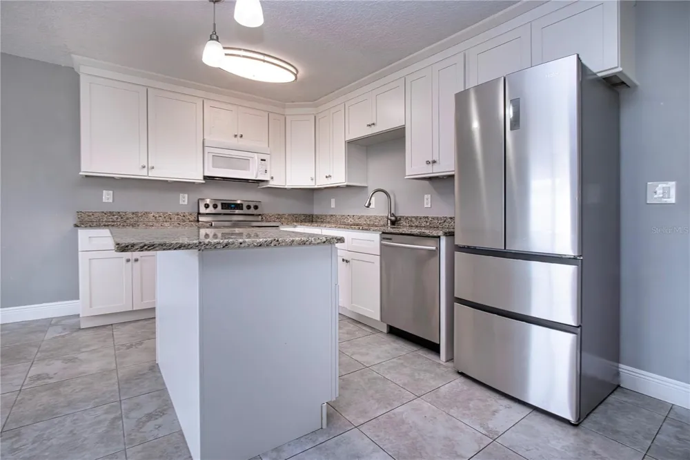 301 ANDOVER PLACE S #170 Sun City Center, FL 33573