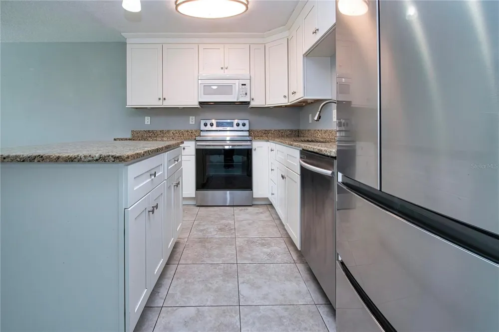 301 ANDOVER PLACE S #170 Sun City Center, FL 33573