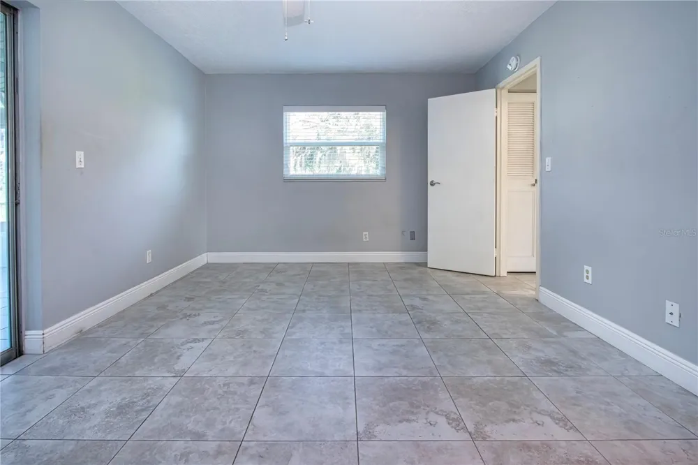 301 ANDOVER PLACE S #170 Sun City Center, FL 33573