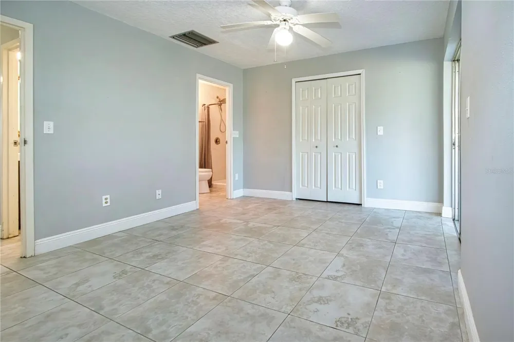 301 ANDOVER PLACE S #170 Sun City Center, FL 33573