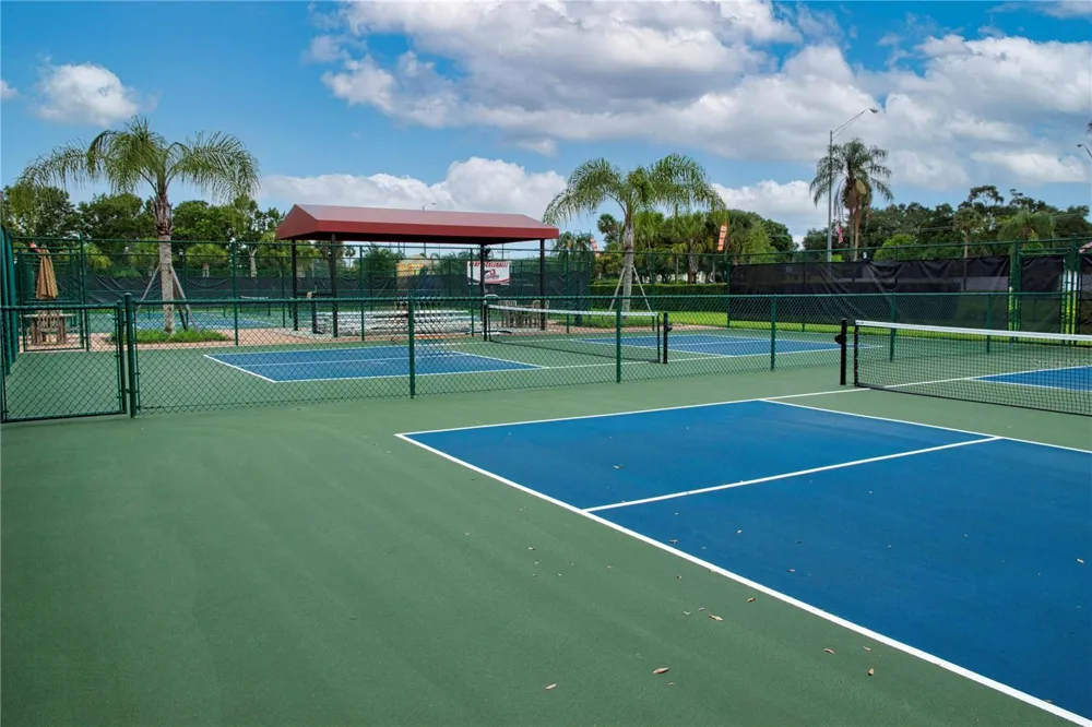 301 ANDOVER PLACE S #170 Sun City Center, FL 33573
