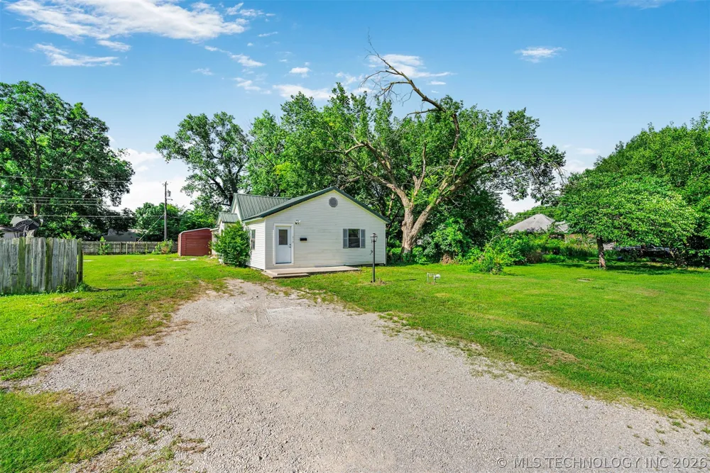 610 E 5th Dewey, OK 74029