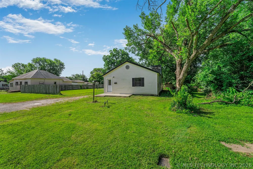 610 E 5th Dewey, OK 74029