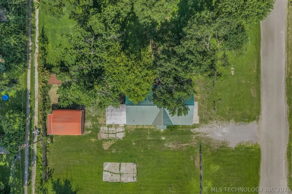 610 E 5th Dewey, OK 74029