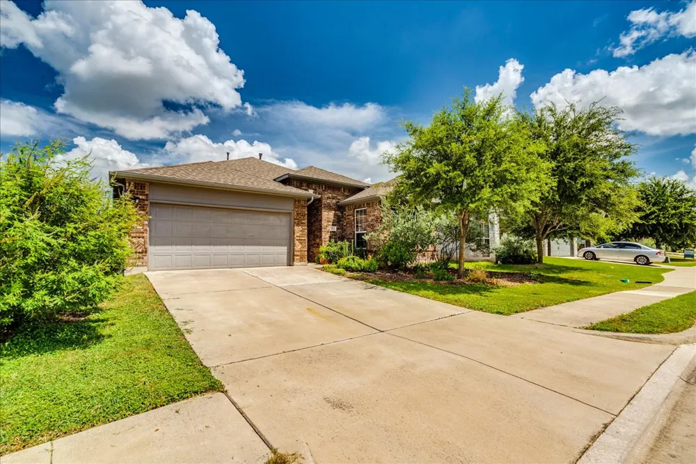3113 Brand Iron Drive San Marcos, TX 78666