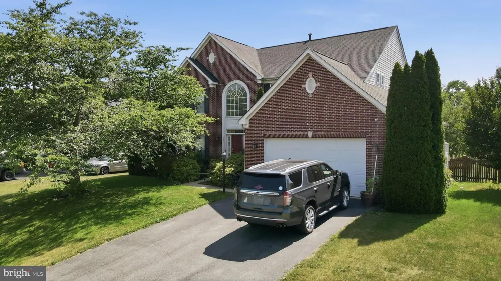 183 PEBBLE BEACH Charles Town, WV 25414