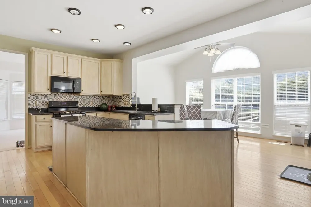 183 PEBBLE BEACH Charles Town, WV 25414