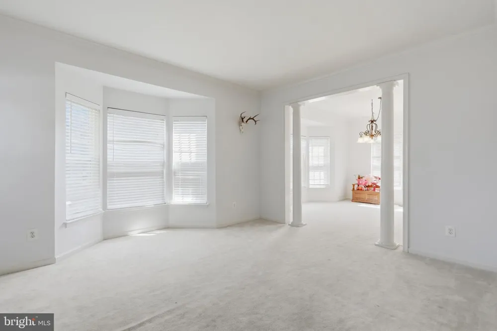 183 PEBBLE BEACH Charles Town, WV 25414