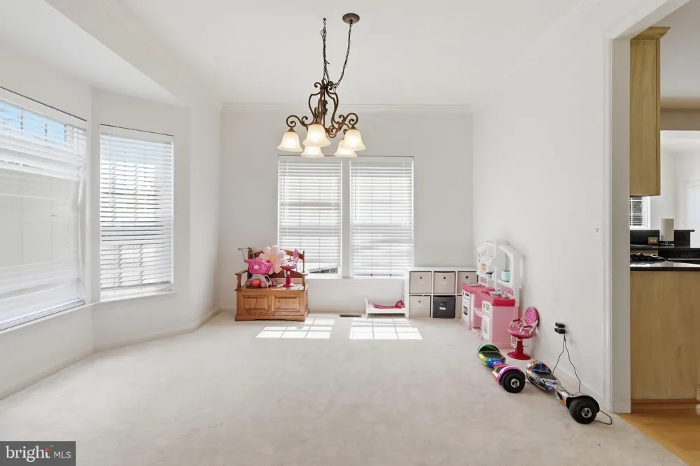 183 PEBBLE BEACH Charles Town, WV 25414