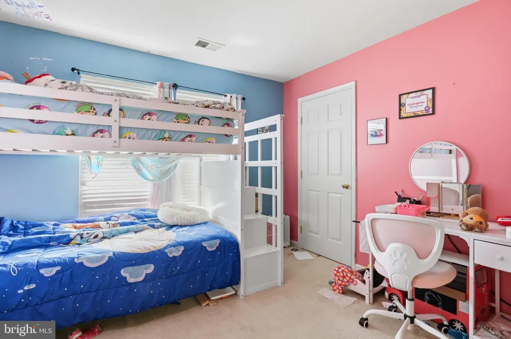 183 PEBBLE BEACH Charles Town, WV 25414