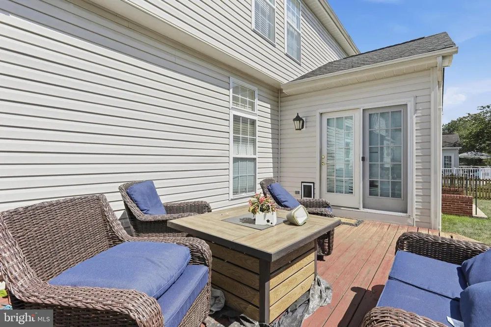 183 PEBBLE BEACH Charles Town, WV 25414