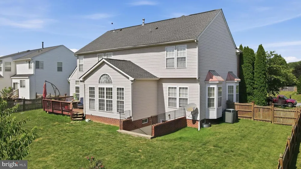 183 PEBBLE BEACH Charles Town, WV 25414
