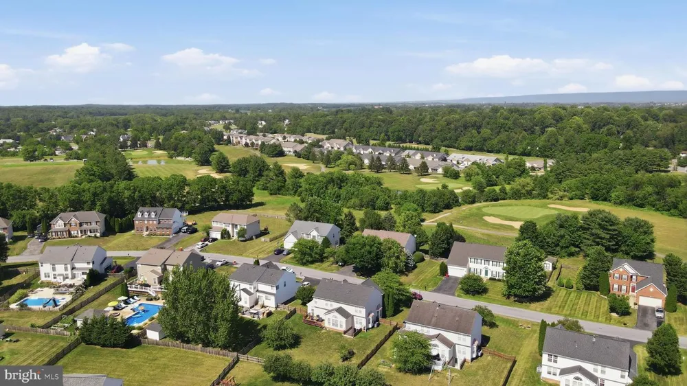183 PEBBLE BEACH Charles Town, WV 25414
