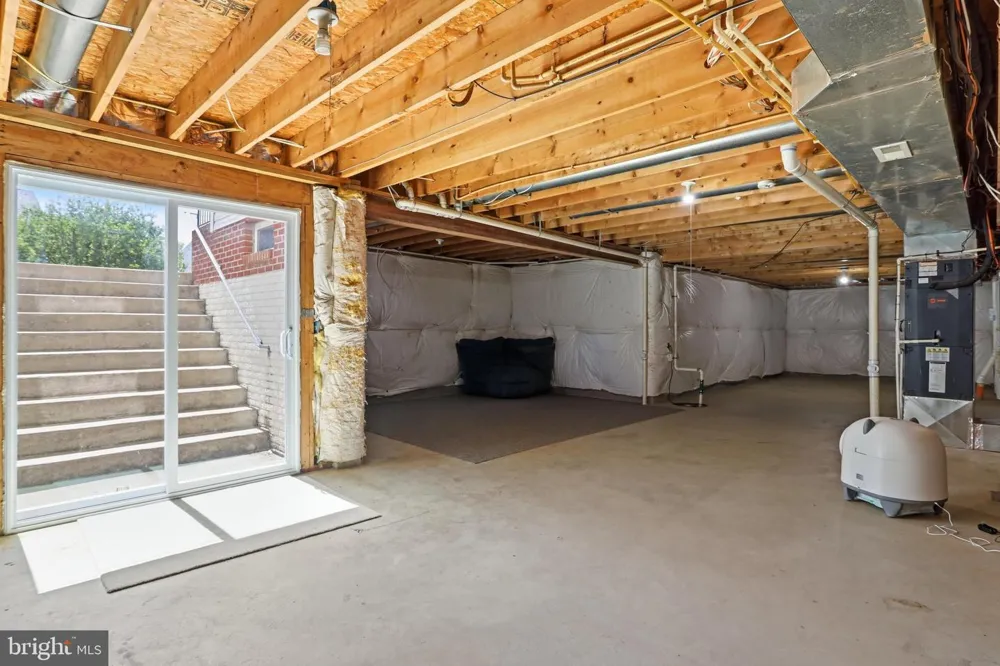 183 PEBBLE BEACH Charles Town, WV 25414