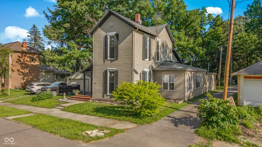 225 E Jackson Knightstown, IN 46148