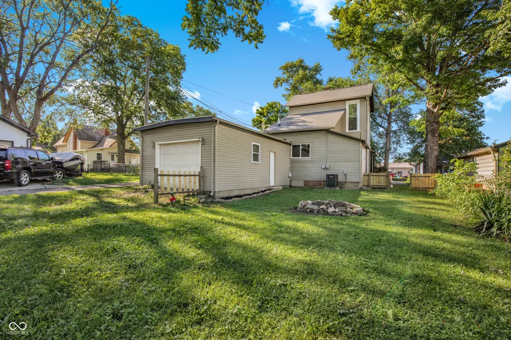 225 E Jackson Knightstown, IN 46148