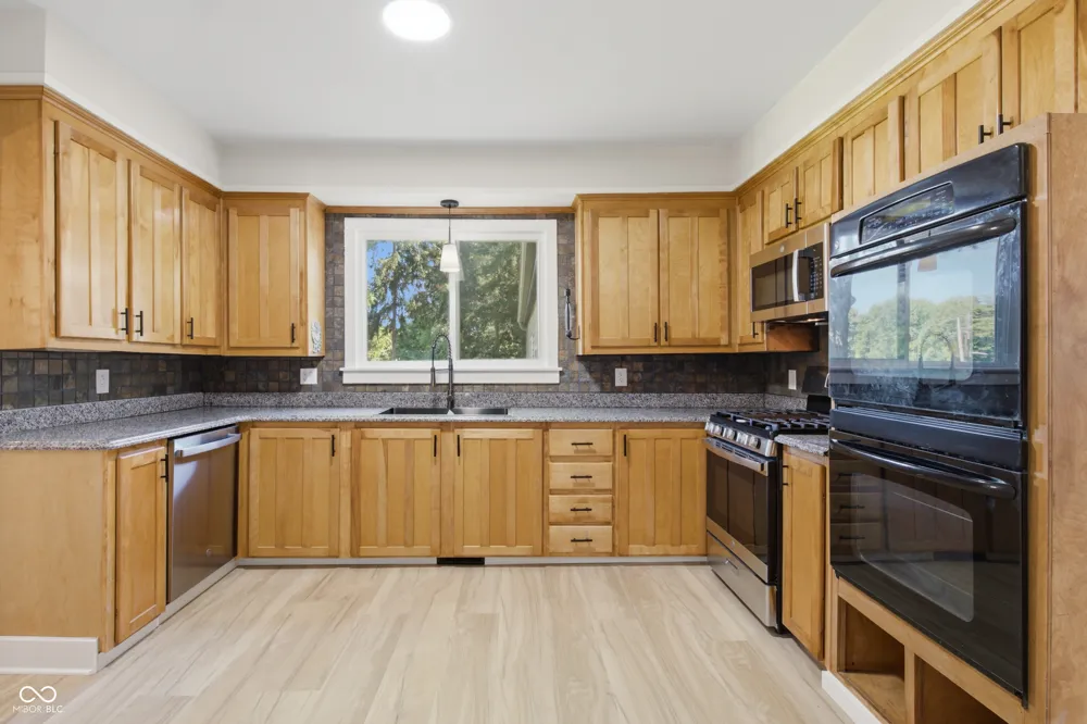 225 E Jackson Knightstown, IN 46148