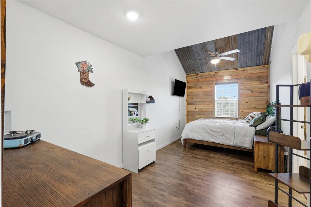399 Brindley Road Maypearl, TX 76064