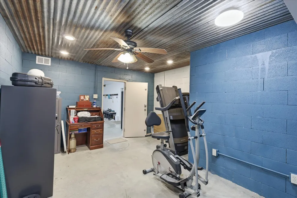 399 Brindley Road Maypearl, TX 76064