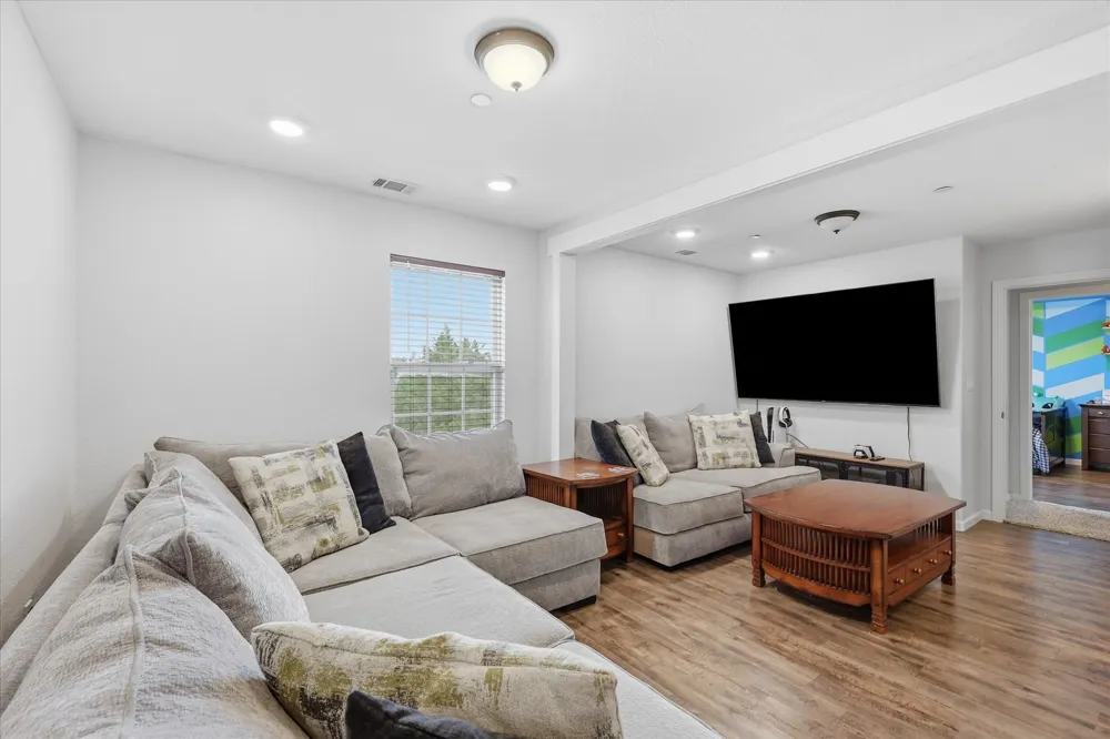 399 Brindley Road Maypearl, TX 76064