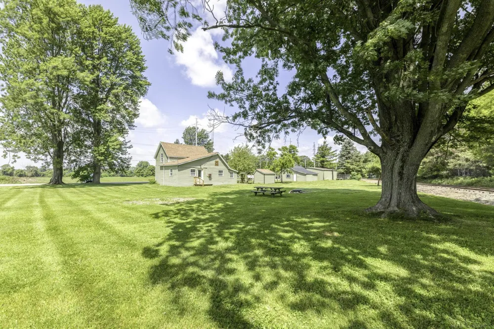 2649 Sherman Road Applegate Village, MI 48401