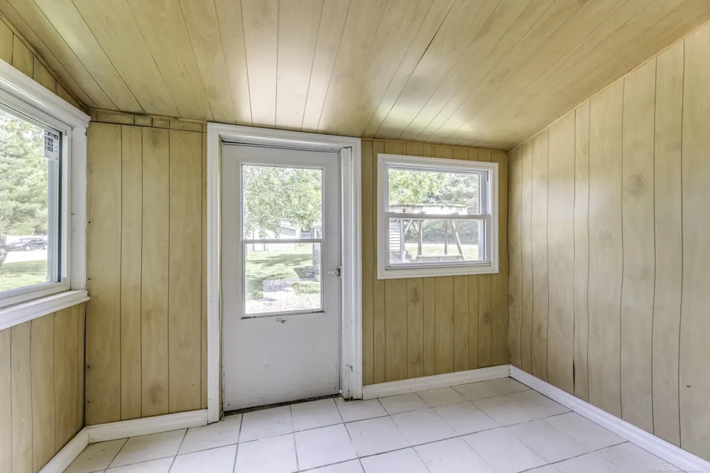 2649 Sherman Road Applegate Village, MI 48401