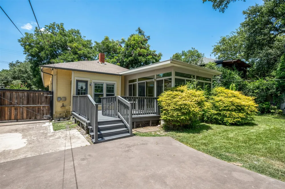 5720 Tremont Street Dallas, TX 75214