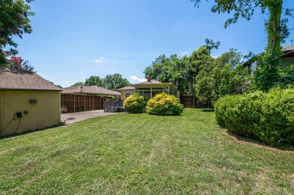 5720 Tremont Street Dallas, TX 75214