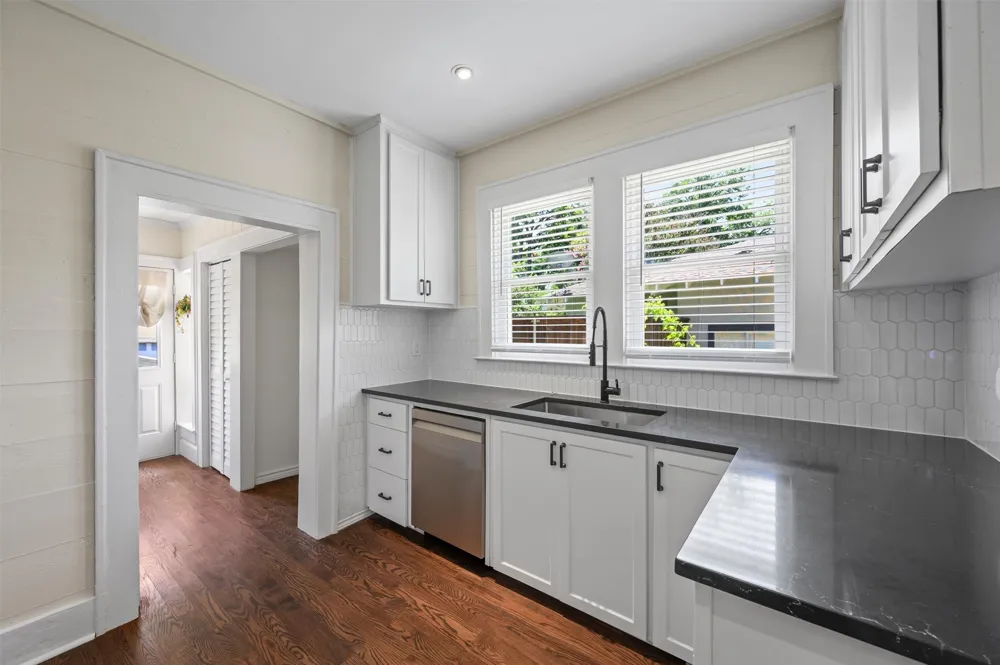 5720 Tremont Street Dallas, TX 75214