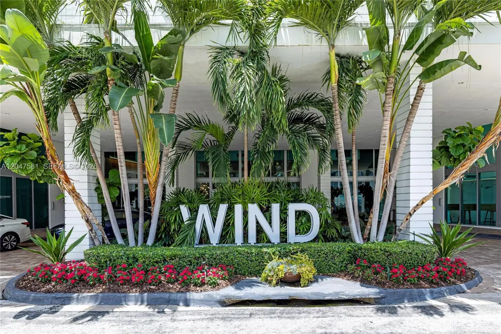 350 S Miami Ave #2108 Miami, FL 33130