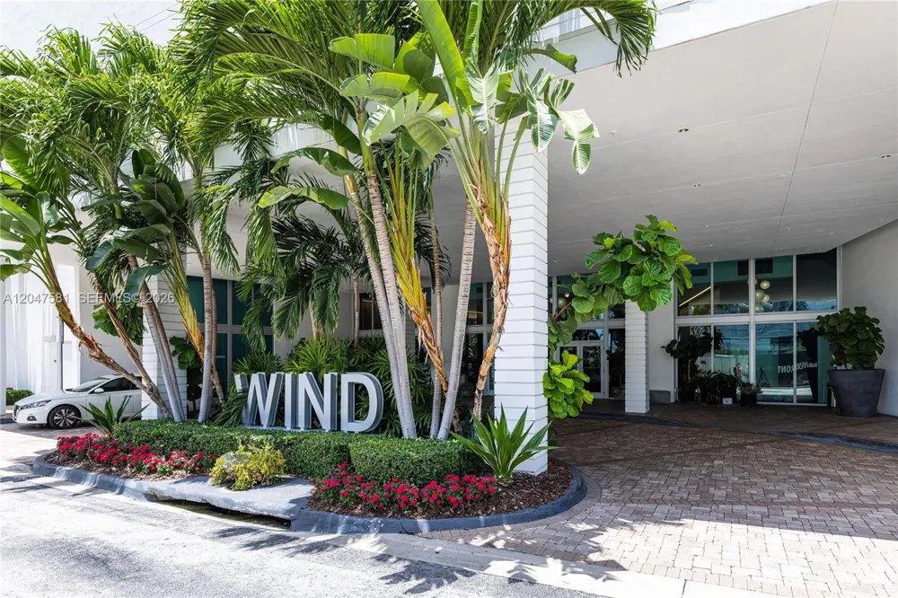 350 S Miami Ave #2108 Miami, FL 33130