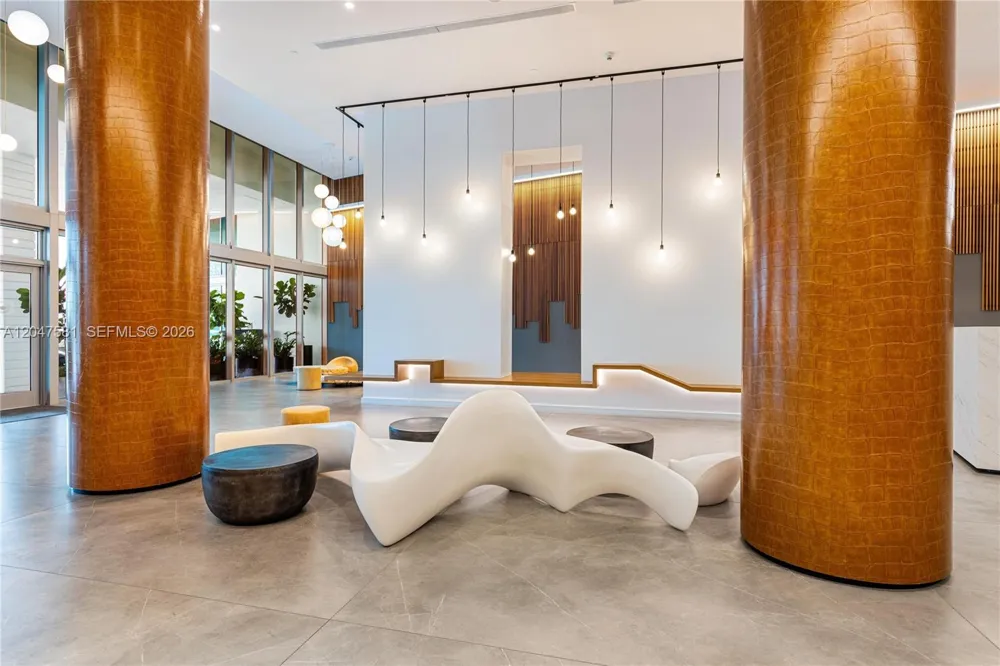 350 S Miami Ave #2108 Miami, FL 33130