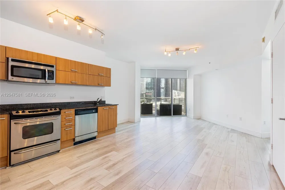 350 S Miami Ave #2108 Miami, FL 33130