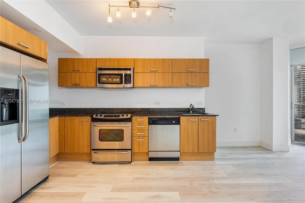 350 S Miami Ave #2108 Miami, FL 33130