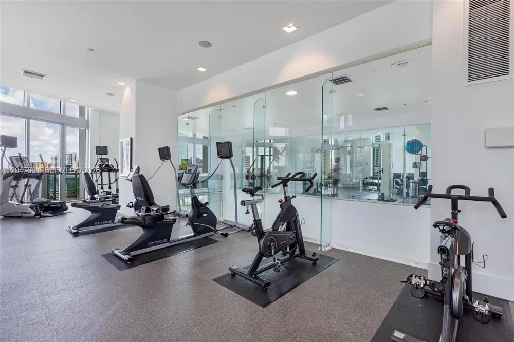 350 S Miami Ave #2108 Miami, FL 33130