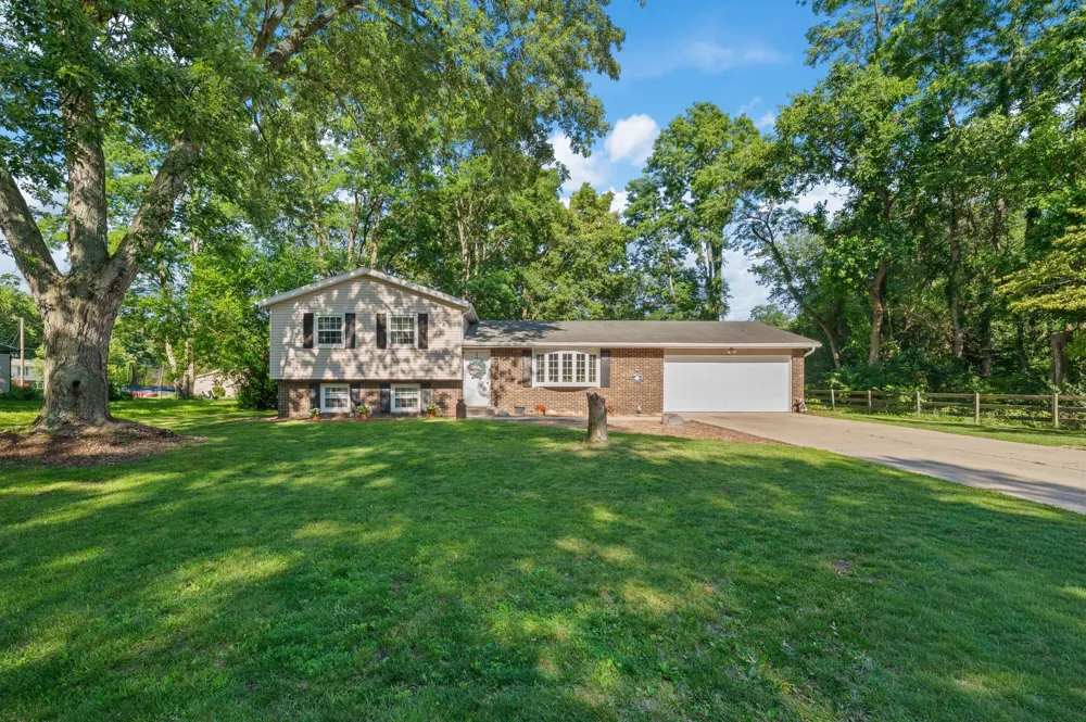 1523 Balmoral Lane Niles, MI 49120